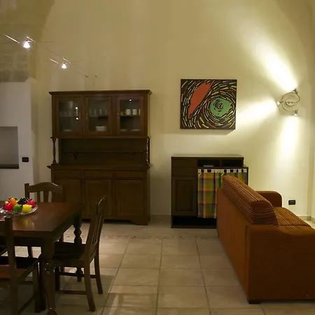 La Tela Di Penelope Aparthotel 3*