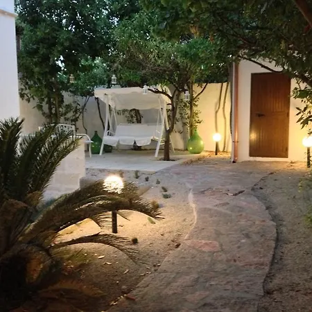 La Tela Di Penelope Aparthotel 3*