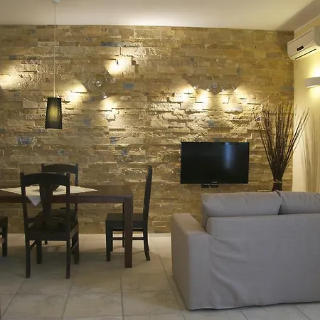 La Tela Di Penelope Aparthotel
